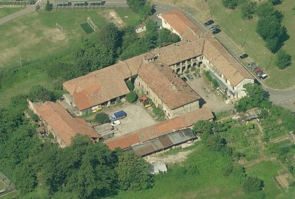 cascina Monterobbio dall'alto