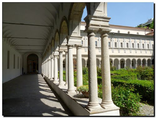 Chiostro del 1400, scorcio