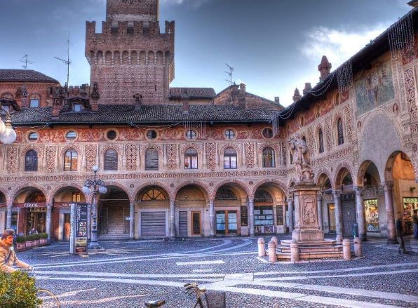 Vigevano - piazza Ducale